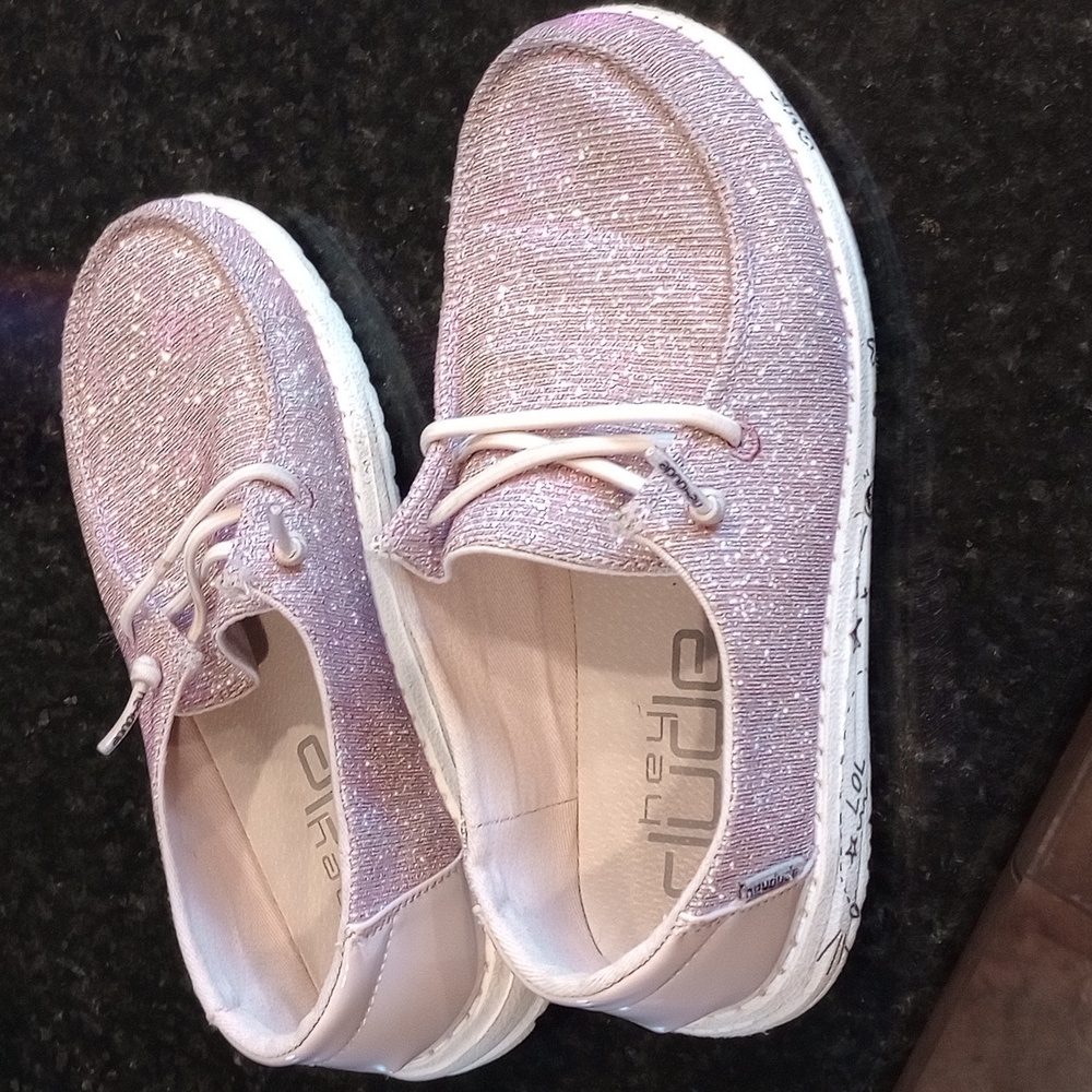 Girls Sz 2/3 Sparkly Hey Dudes